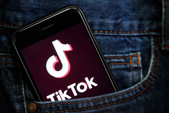 Разблокировать TikTok призвали депутаты Кыргызстана