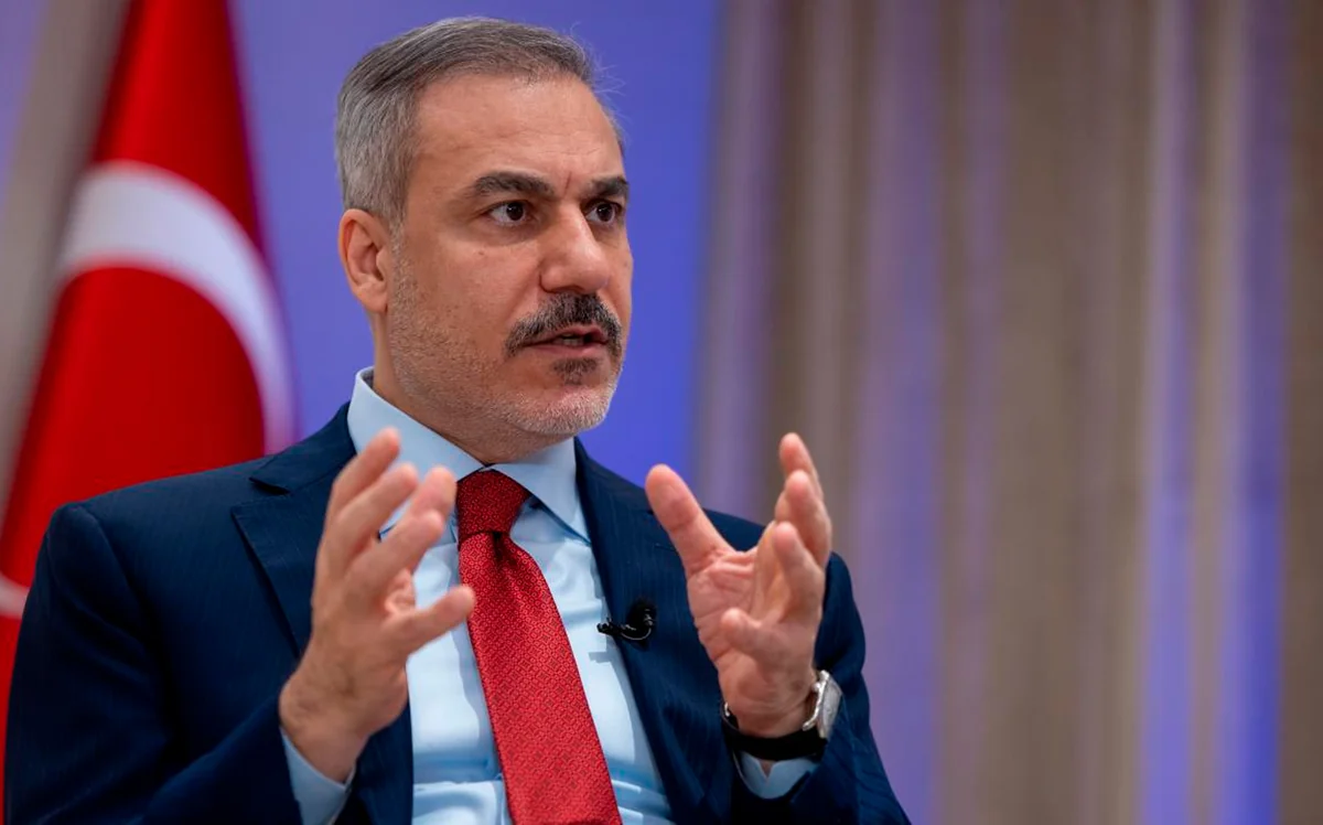 Фидан заявил, что надеется на скорое подписание мирного договора между Баку и Ереваном