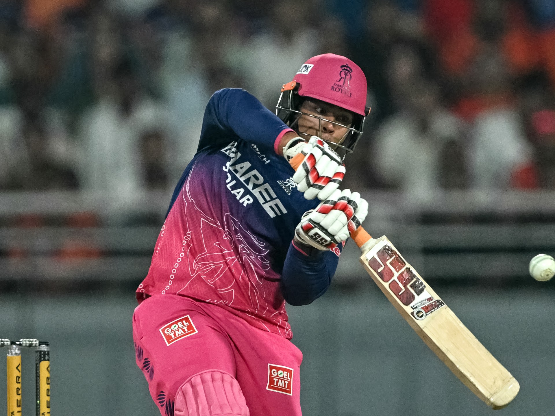 15-летний вундеркинд Vaibhav Sooryavanshi покоряет IPL: 97 очков за 29 мячей
