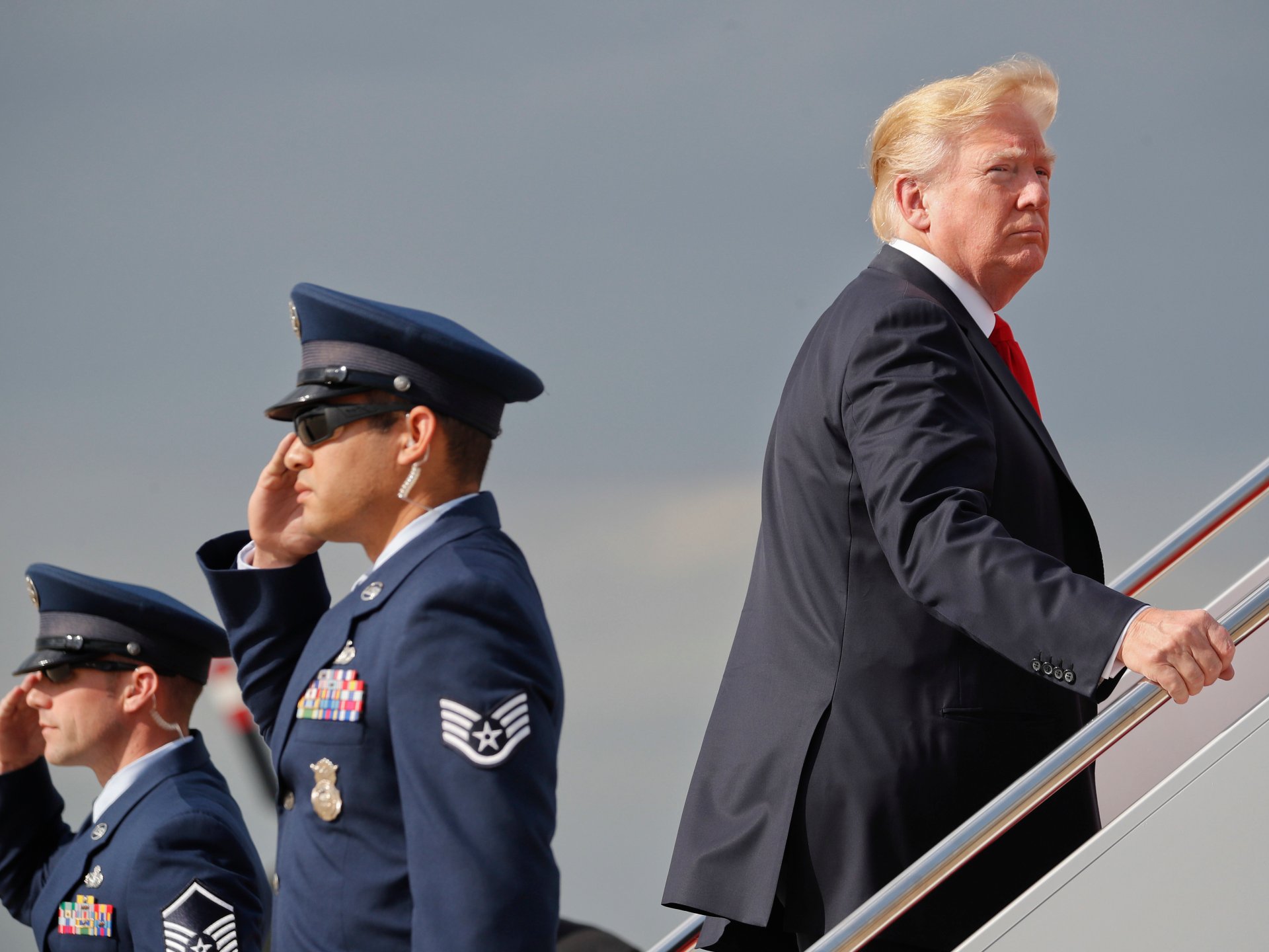 Трамп алғаш рет Ақ үй тілшілерінің кешкі асына қатысады