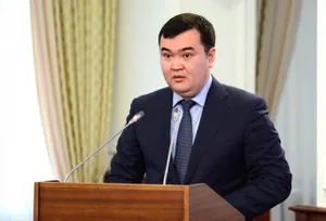 Женис Касымбек: 80% предприятий обрабатывающей промышленности используют ручной труд