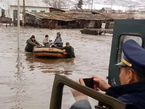 Еще в одном районе ВКО спасатели начали эвакуацию жителей
