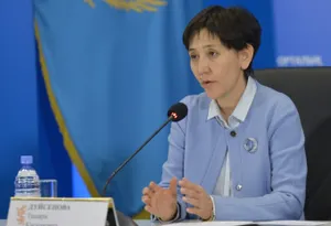 Дуйсенова покинула пост секретаря партии Nur Otan