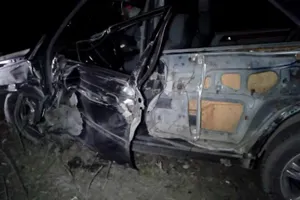 Легковушка залетела под колёса КамАЗа в Алматинской области