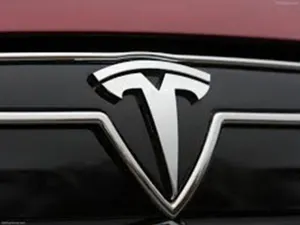 Tesla не намерена открывать завод в Китае