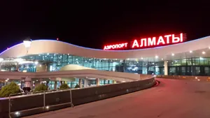 Любитель гонять по встречке задержан за хулиганство в аэропорту Алматы