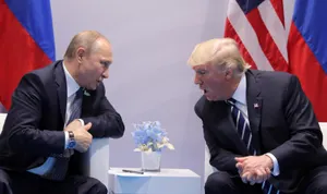 Трампа обвинили в попытках подружиться с Путиным