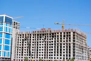 Может повлечь риски удорожания жилья – Минпром о предложении депутата