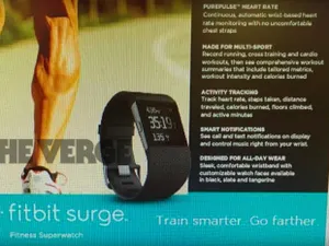 Fitbit выпустит «суперчасы» с GPS