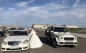 Яблоко и нож: новый челлендж от казахстанского боксера