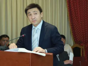 Кожагапанов покинул пост главы Федерации футбола Казахстана