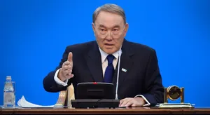 Нурсултан Назарбаев: Партия «Нур Отан» должна стать не трибуной, а активным проводником реформ