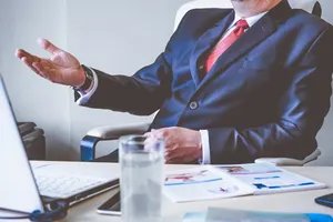 В Казахстане планируют индексировать заработные платы чиновников