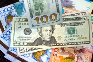 Доллар выправил ситуацию и внушительно подрос