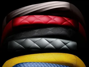 Jawbone представила фитнес-трекер Up3 с необычным датчиком