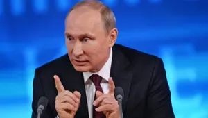 Путин не смог открыть дверь «УАЗ Патриот»