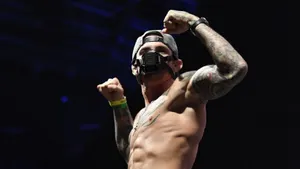 Уход Порье из UFC допустил тренер