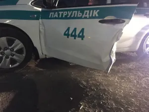 Уходившие от погони агрессивные водители сбили полицейских в Алматы