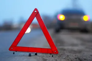 Девушка погибла при столкновении КамАЗа и легковушки