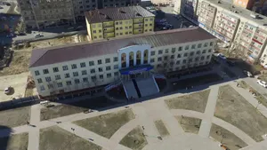 Премьер-министру РК в Атырау рассказали о строительстве общежитий