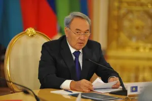 Н. Назарбаев утвердил список оценщиков деятельности политиков