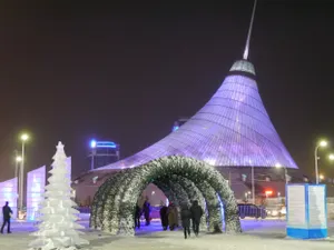 Пожар произошел в ТРЦ в Нур-Султане