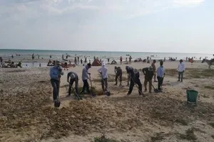 Опасная бактерия – начали рыхлить песок на пляжах Актау