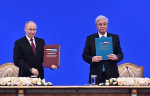 Токаев и Путин подписали совместное заявление о семи основах дружбы и добрососедства