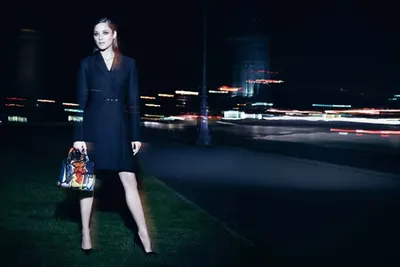 Марион Котийяр в новой рекламной кампания Lady Dior
